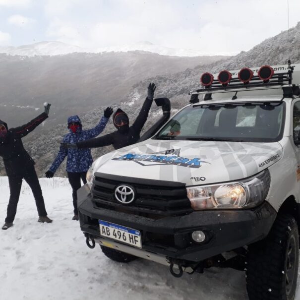 LAGO ESCONDIDO Y FAGNANO EN 4X4 USHUAIA